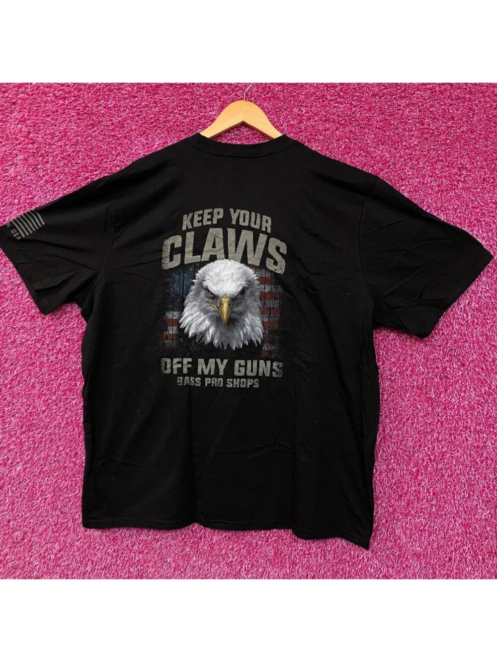 Bass Pro Shops "Claws Off My Guns" Graphic T-Shirt 3XL